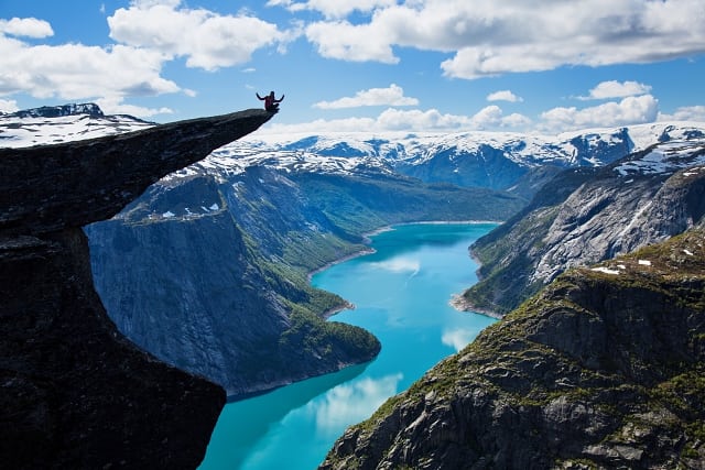 trolltunga norway - Noruega, o país das cachoeiras!