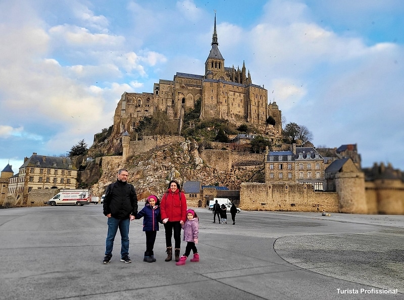 Monte Saint Michel com crianças