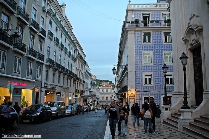 livrarias mais antigas de lisboa - As livrarias mais antigas de Lisboa (você vai se surpreender com a 3ª)