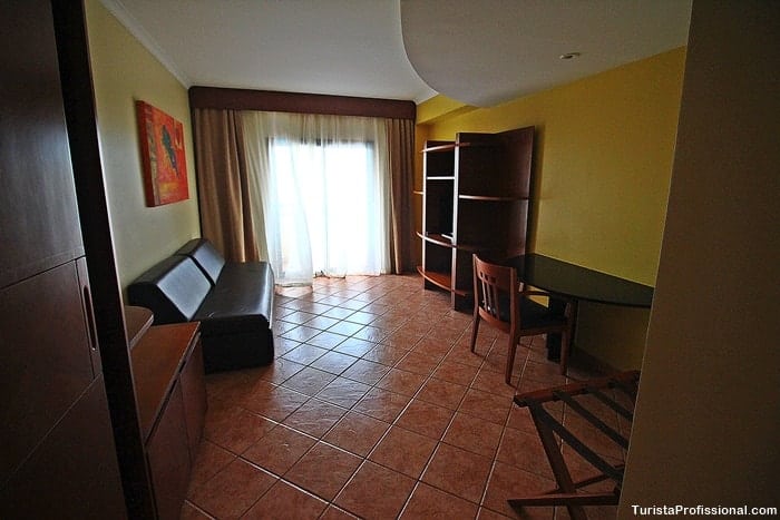 sala de estar suite vila gale min - Conheça o Vila Galé Fortaleza