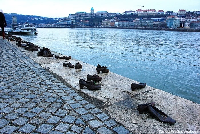 sapatos danubio - O que fazer em Budapeste: 15 pontos turísticos