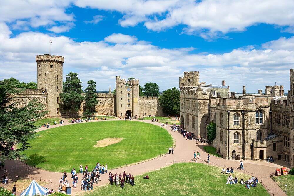 castelo de warwick - Conheça atrações ligadas à Família Real Britânica na Grã-Bretanha