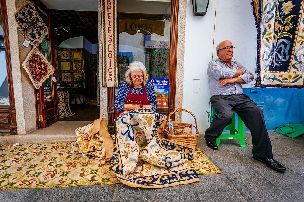 Outside Peep Addict A tradição dos tapetes de Arraiolos em Portugal - Turista Profissional