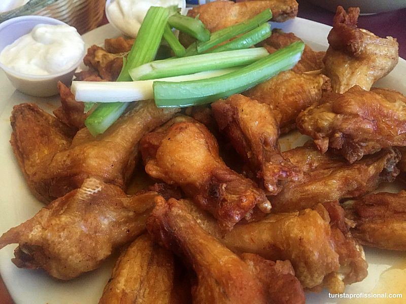 Buffalo Wings - The Anchor Bar: restaurante onde foi criado o prato Buffalo Wing's