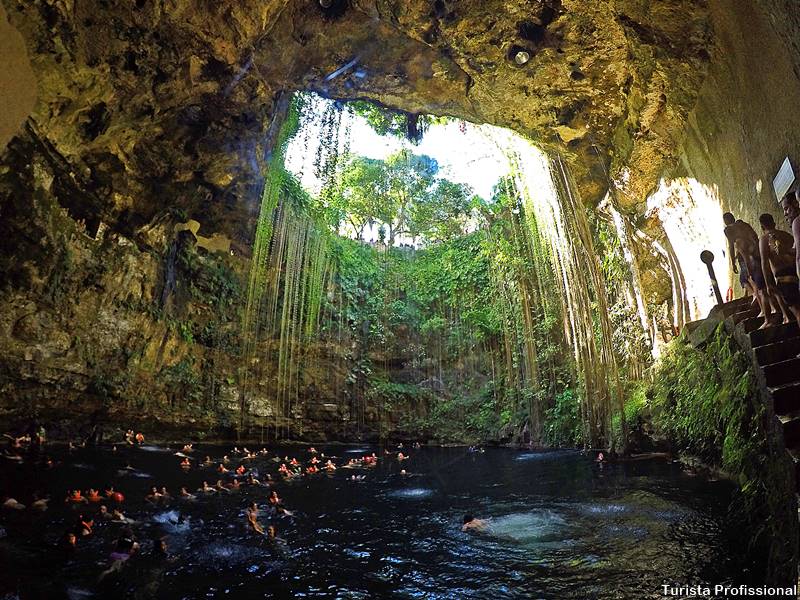 cancun cenote ik kil - Cenote Ik-Kil: um dos mais famosos da Riviera Maia
