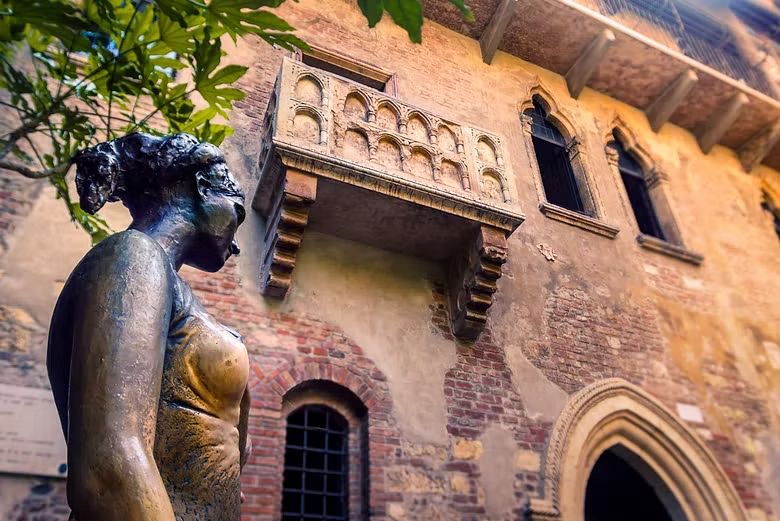 balcao de julieta em verona - Casa de Julieta em Verona, Itália