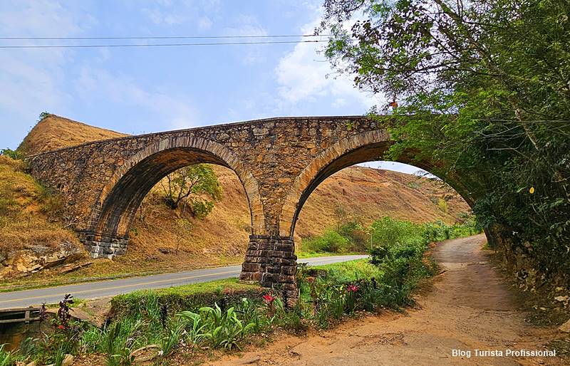 ponte dos arcos em conservatória