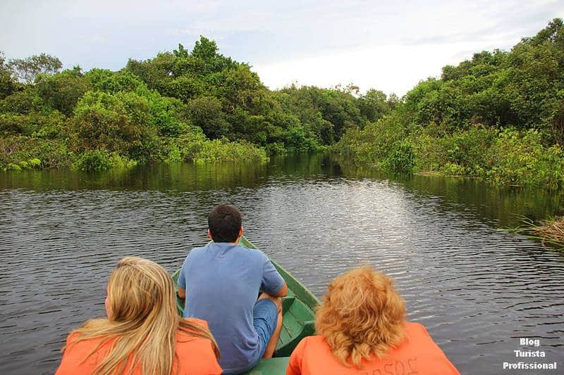 barco em manaus