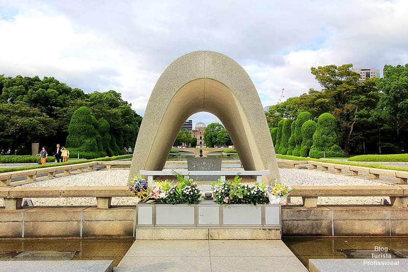 homenagem as vítimas da bomba de hiroshima